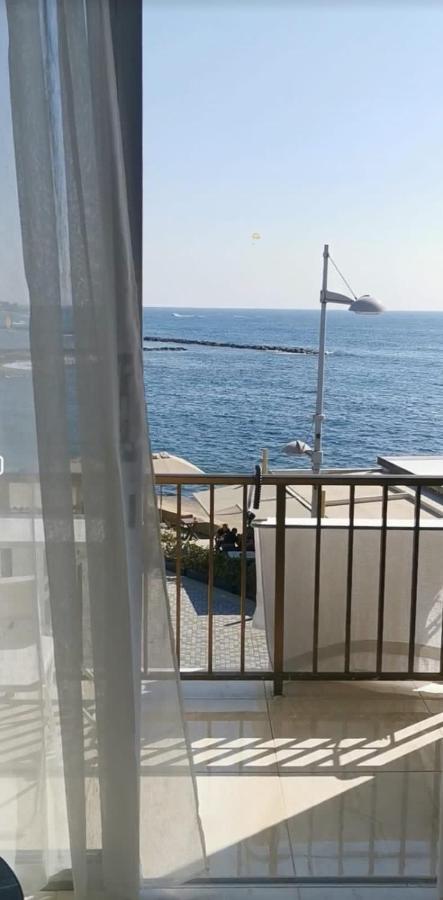 Castle Apartment Paphos ภายนอก รูปภาพ